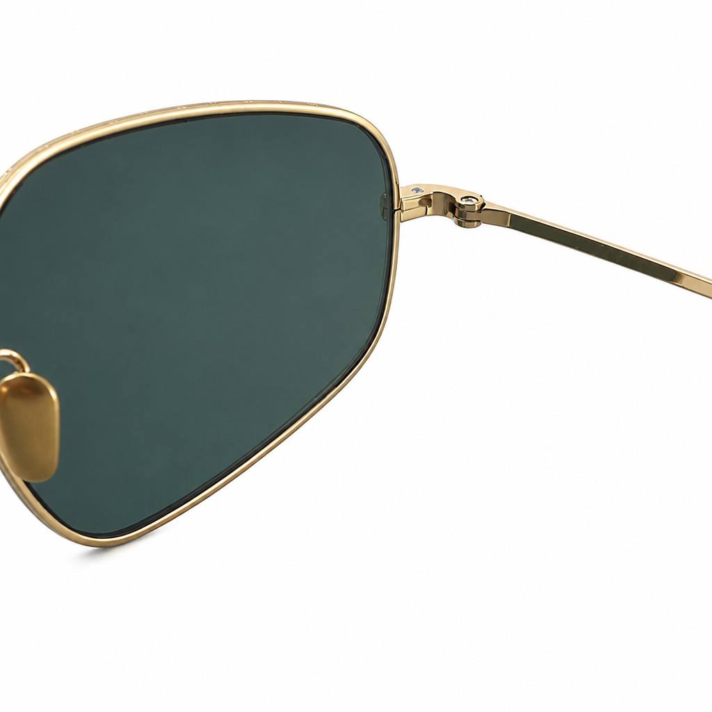 Custom Gold Vintage Titanium Butterfly Driving Sunglasses Hinge Detail Custom Gold Vintage Titanium Butterfly Driving Sunglasses Hinge Detail - Custom Eyewear Manufacturer