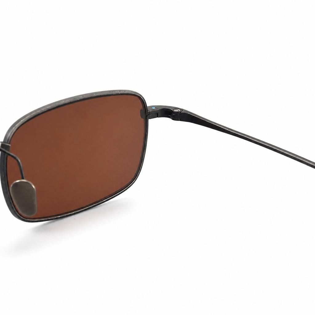 Custom Vintage Narrow Rectangle Pure Titanium Sunglasses Hinge Detail Custom Vintage Narrow Rectangle Pure Titanium Sunglasses Hinge Detail - Custom Eyewear Manufacturer