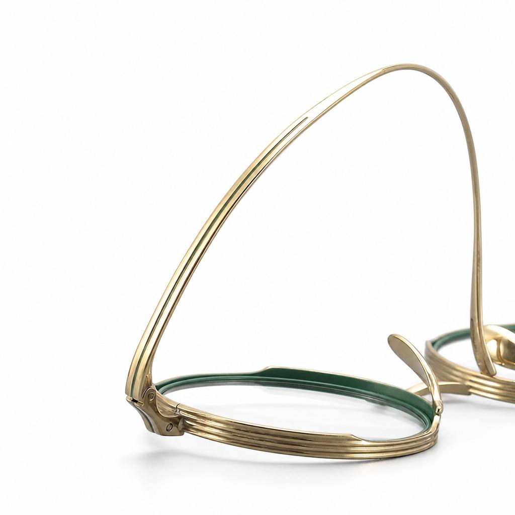 Custom Vintage Thick Rimmed Round Beta Titanium Optical Frames Flexible Temple Detail Custom Vintage Thick Rimmed Round Beta Titanium Optical Frames Flexible Temple Detail - Custom Eyewear Manufacturer