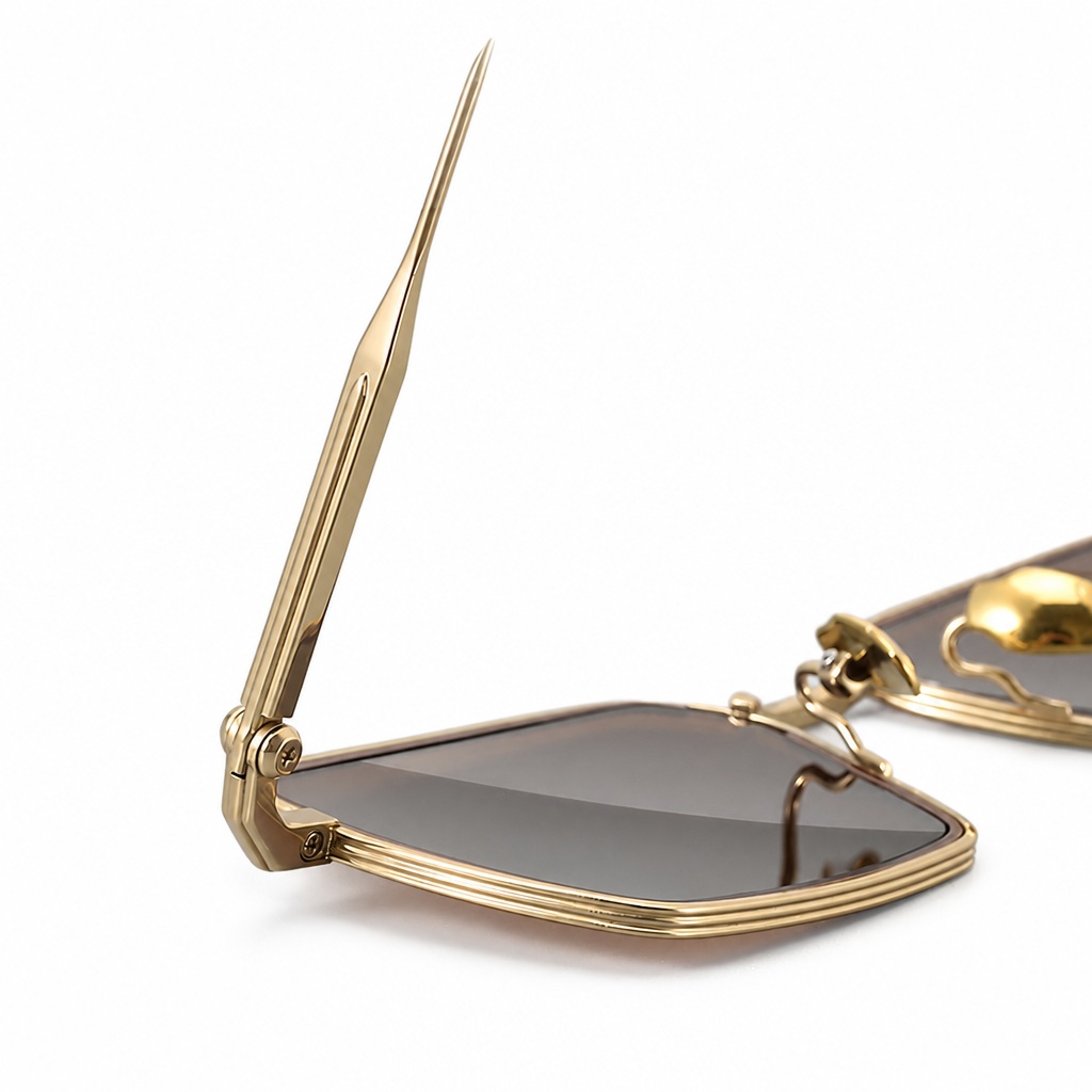 Quiet Luxury Pure Titanium Square Sunglasses Frame Detail Quiet Luxury Pure Titanium Square Sunglasses Frame Detail - Precision Eyewear Factory