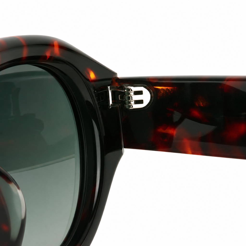 Urban Streetwear Tortoise Bold Aviator Acetate Sunglasses Hinge Detail Urban Streetwear Tortoise Bold Aviator Acetate Sunglasses Hinge Detail - White Label Eyewear Supplier