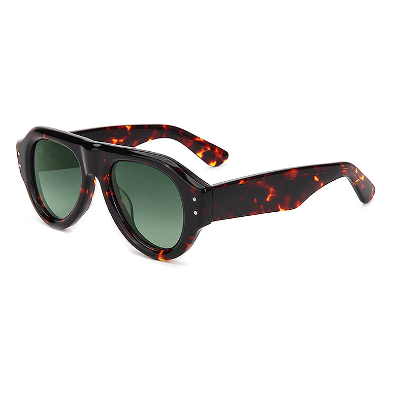 Urban Streetwear Tortoise Bold Aviator Acetate Sunglasses Side View Urban Streetwear Tortoise Bold Aviator Acetate Sunglasses Side View - Contract Eyewear Manufacturer